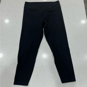 L7 Cropped Yoga Pants